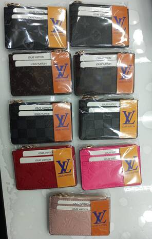 Toptan L&V Lüx Anahtarlık Aparatlı Fermuarlı Kartlık Cüzdan 