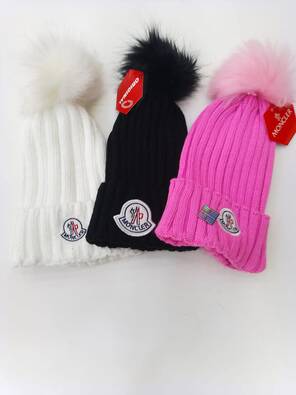Toptan MONCLER Ponponlu Yazılı Nakışlı Bayan Bere