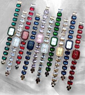 Toptan Swarovski Taşlı Bayan Saat