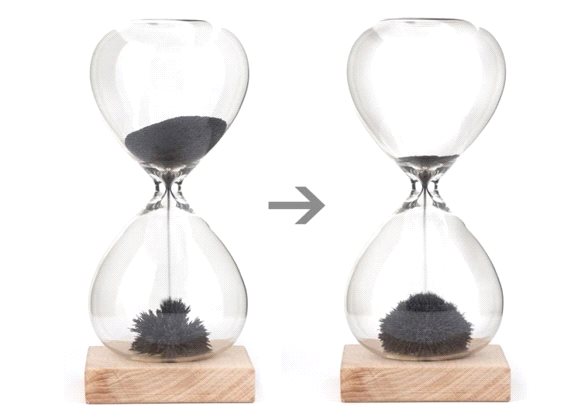 Ahşap Manyetik Kum Saati Cam Fanus