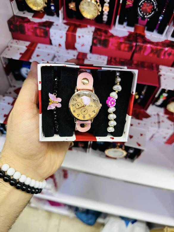 Toptan Kutulu 3'lü Kombin Bayan Kol Saati 