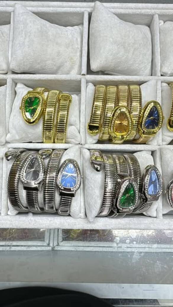 Toptan Bayan Bulgari&BVLGARİ  Model Metal Yazılı Dolama Yılan Saati 