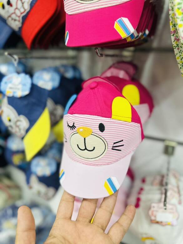 Toptan Figürlü Çocuk Şapka 