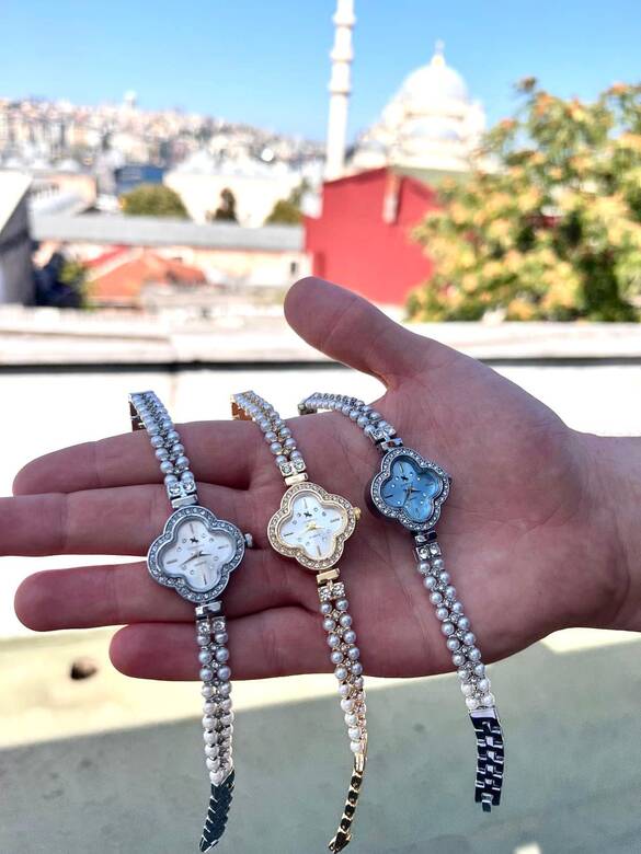 Toptan İnci Kordonlu Bayan Metal Lüx Saat 