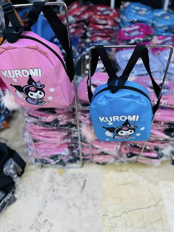 Toptan KUROMİ Model Ponponlu Çocuk Sırt Çantası 
