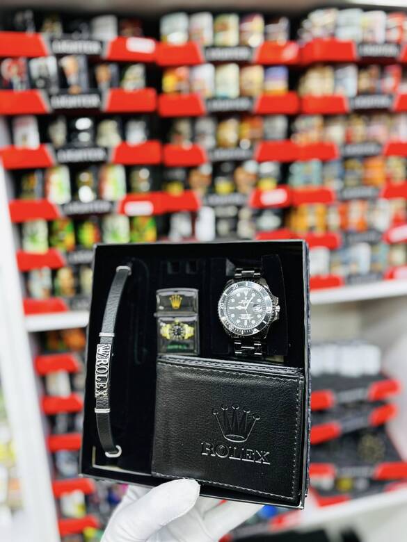 Toptan Takvimli Yazılı Kutulu 4'lü Metal Saat Kombin Takımı